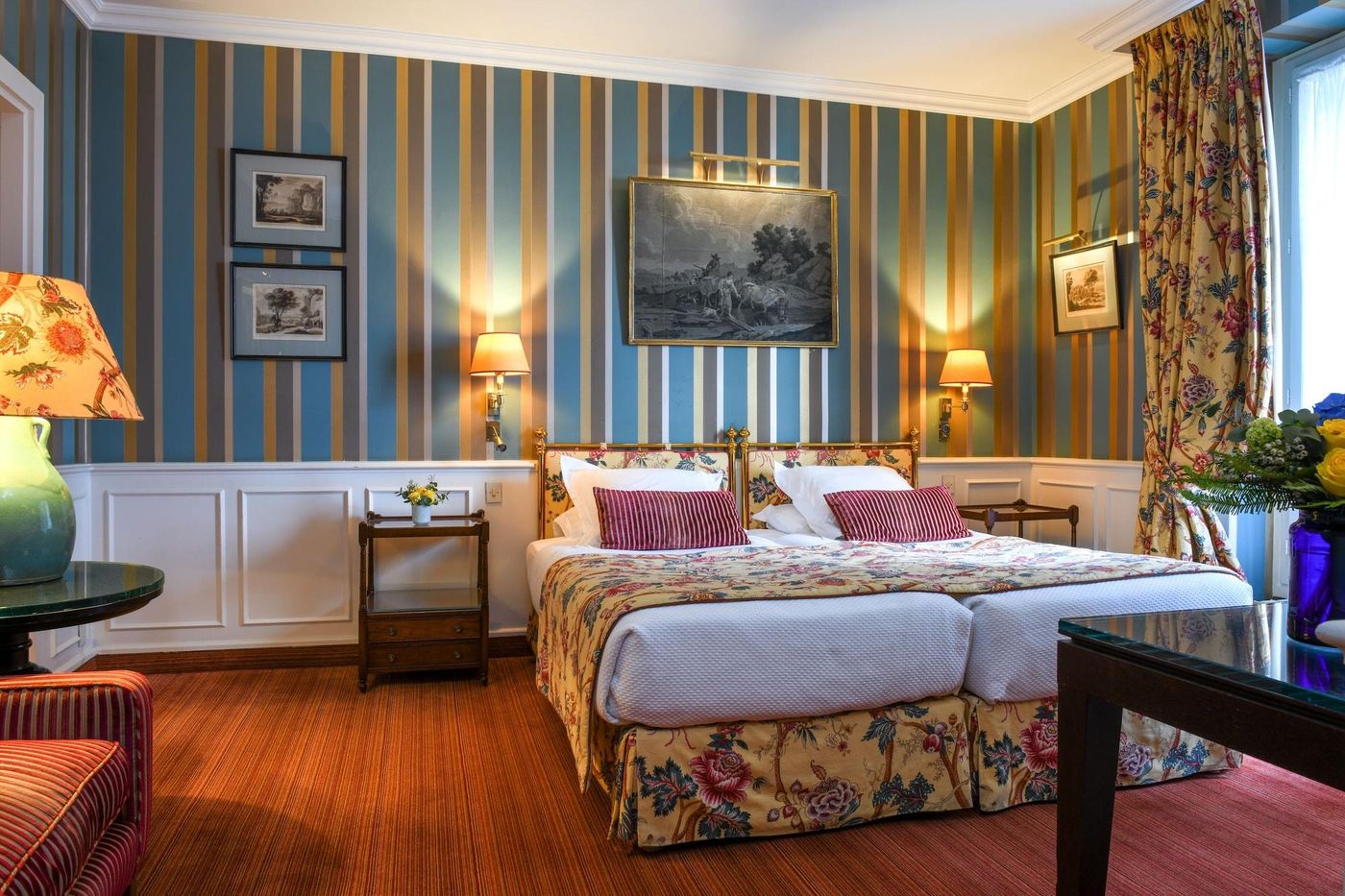 Hotel-de-l-Abbaye-Room-9