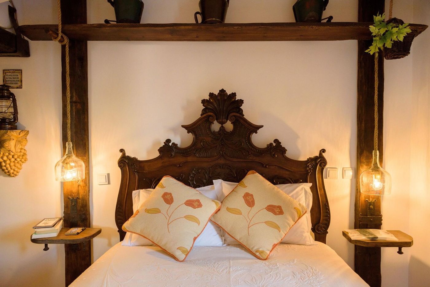 Ninho-Saloio-Room-33