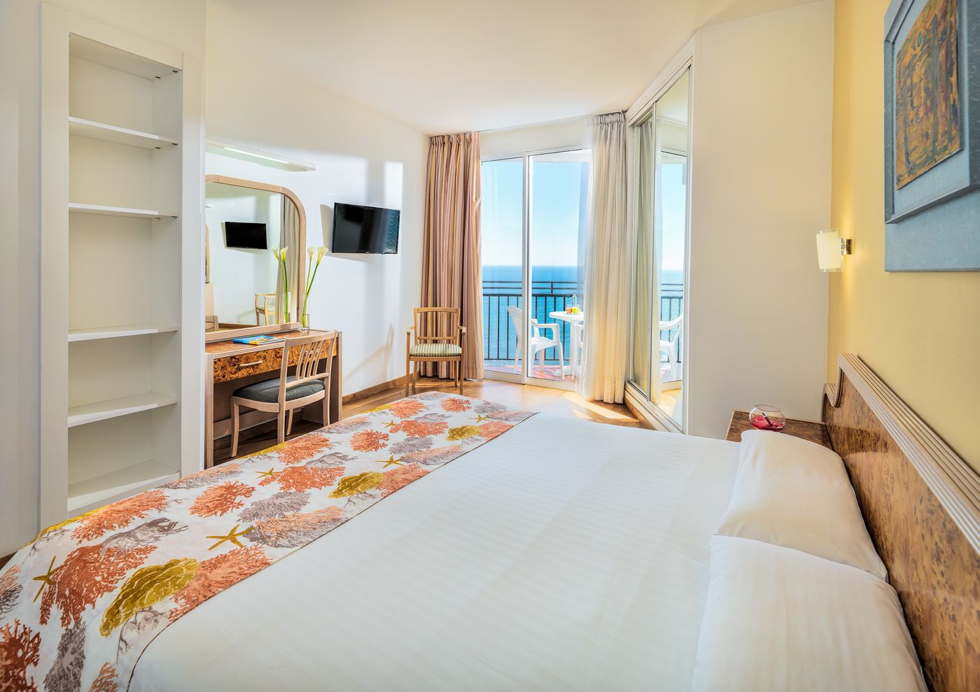 Relaxia-Beverly-Park-Room-11