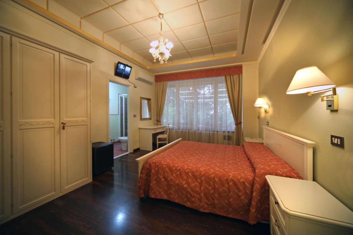 Bed and Breakfast La Terrazza-Italy-BRESCIA -Room-2