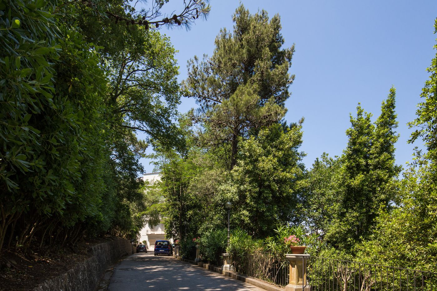 Grand-Hotel-Hermitage-General-view-12