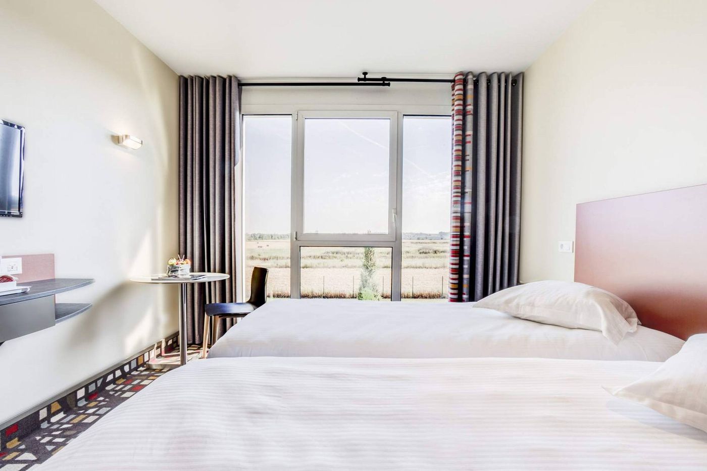 Hotel Parkest by Arteloge - France - GENAS - Room - 3