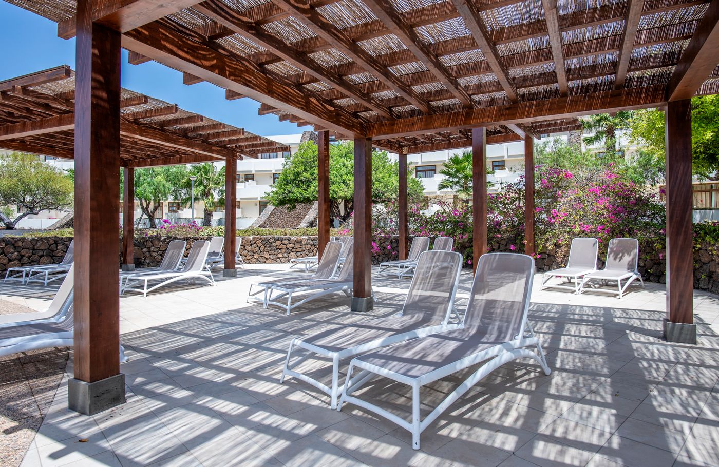 Los-Zocos-Terrace-15