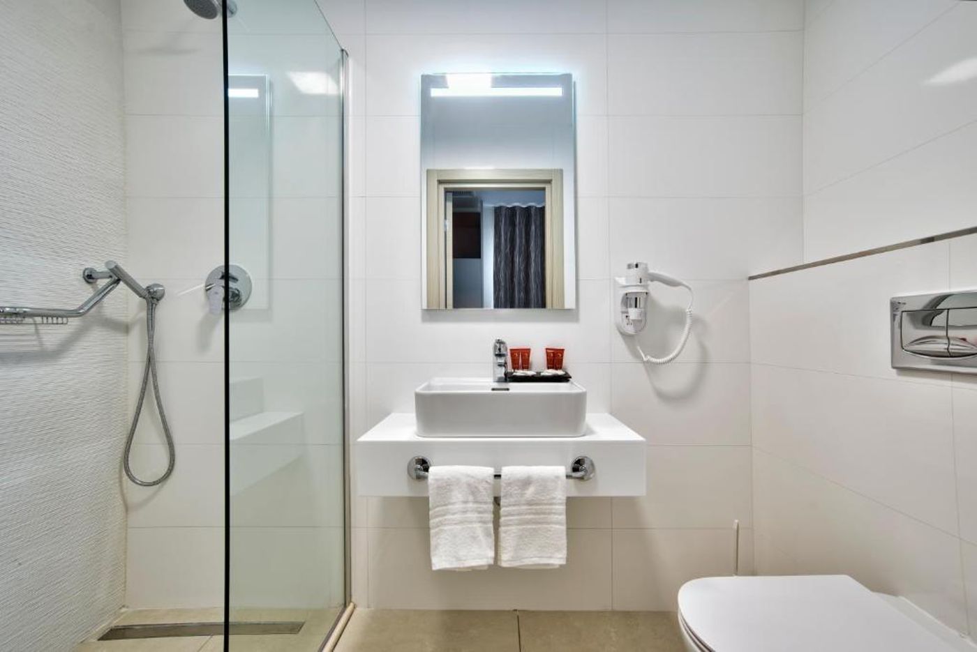 Mayflower-Hotel-Room-20