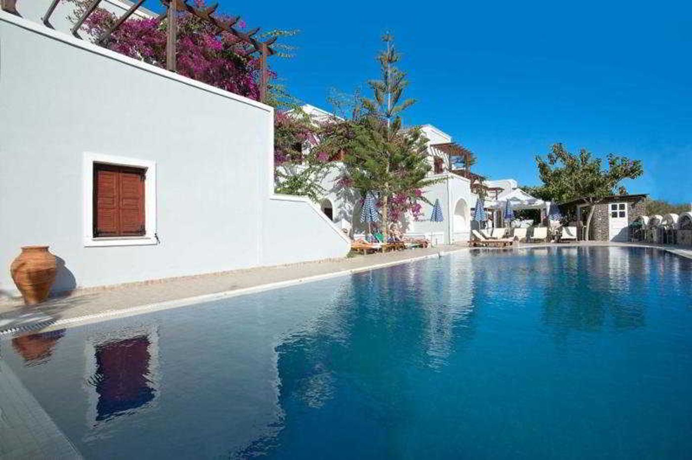 Aparthotel-Black-Sand-General-view-2