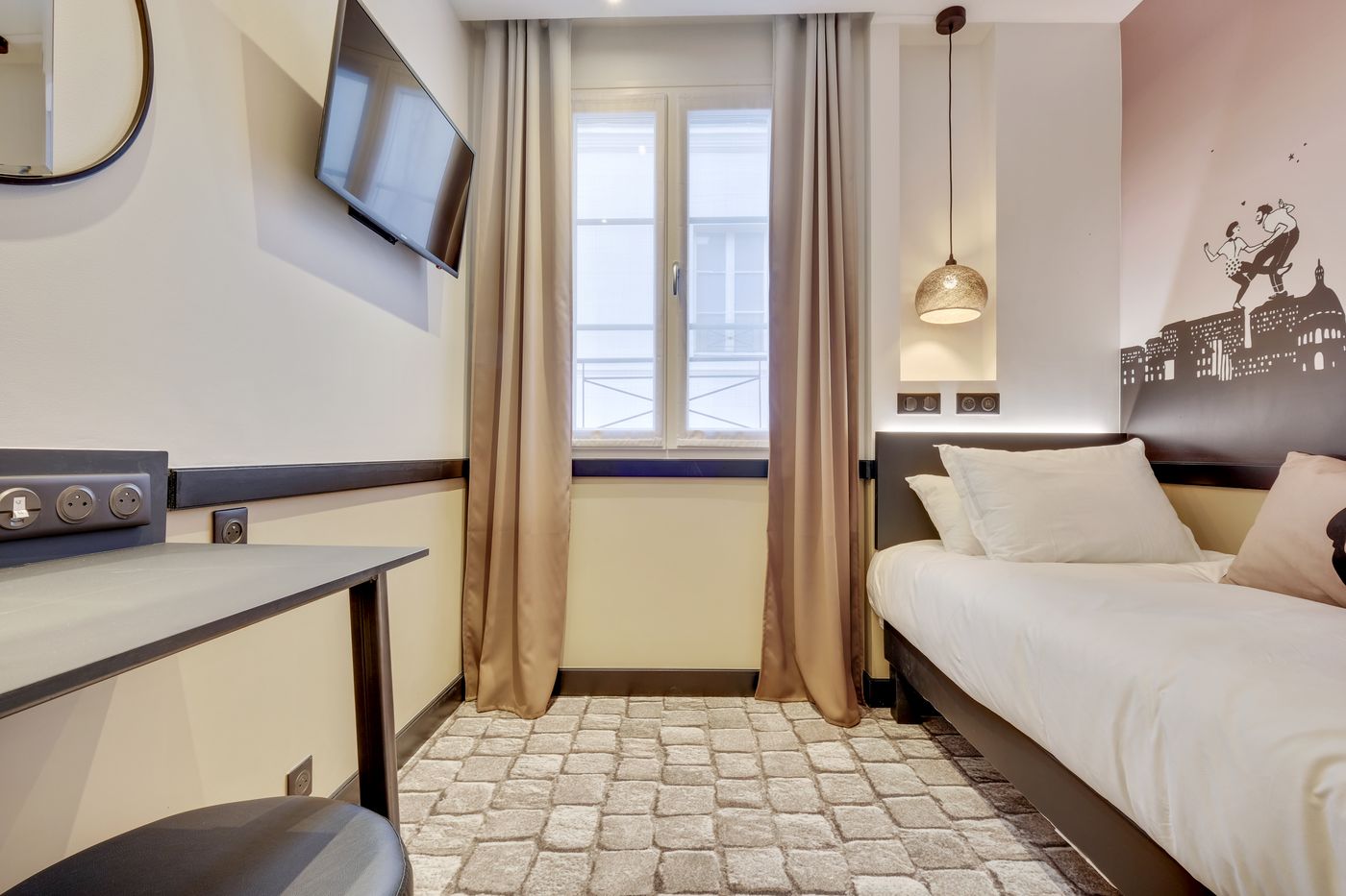 Hotel-Nord-Et-Champagne-Room-14