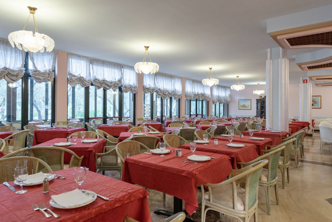 Park Hotel Oasi-Italy-Garda (VR)-Restaurant-10