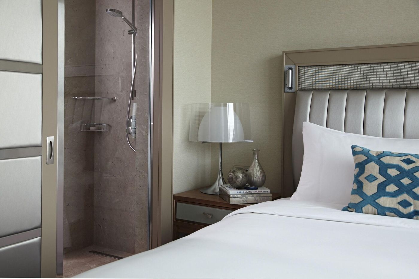 Renaissance Istanbul Bosphorus-Turkey-ISTANBUL-Room-4