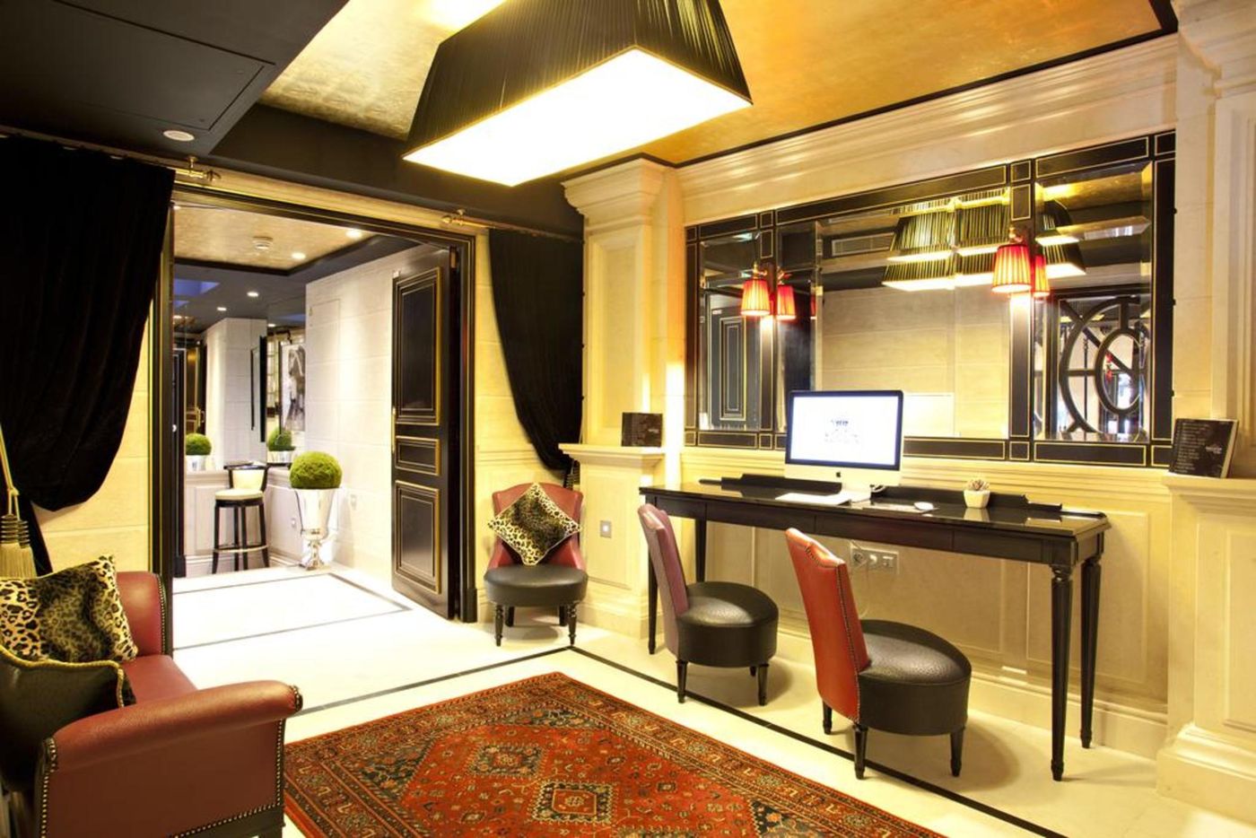 Maison-Albar-Hotels-Le-Champs-Elysees-Sports-and-Entertainment-5