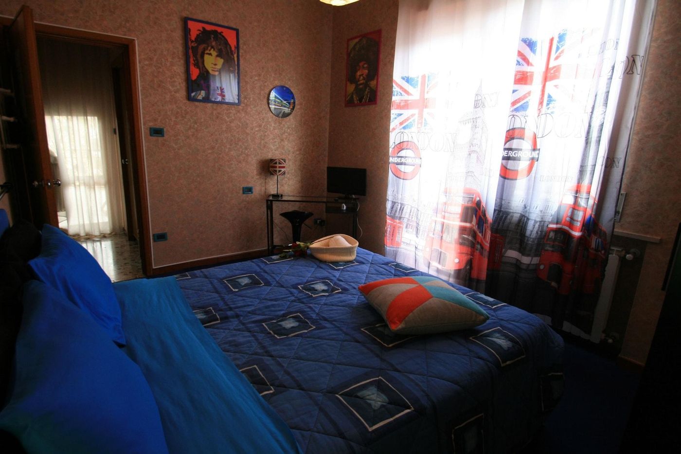 B-B-Frontepista-Room-21