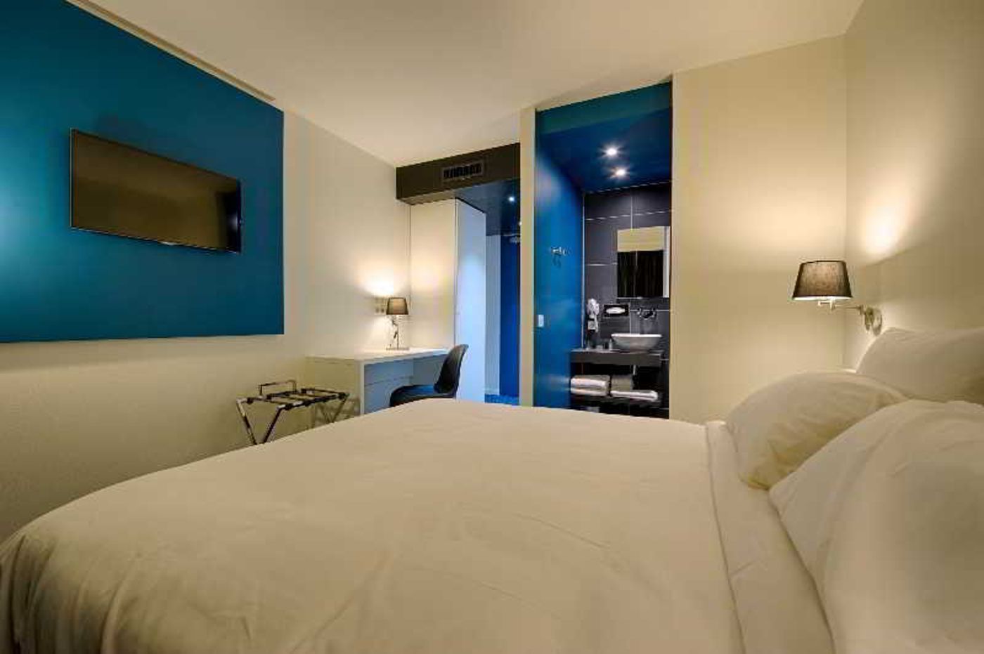 Le Nex Hotel-France-TARBES-Room-10