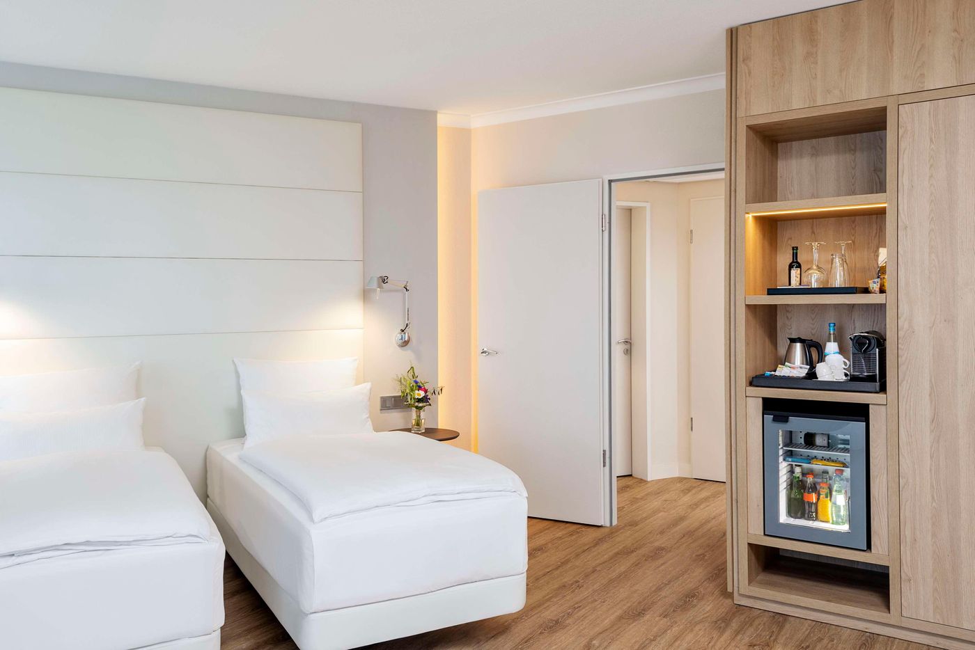 NH-Berlin-Alexanderplatz-Room-5