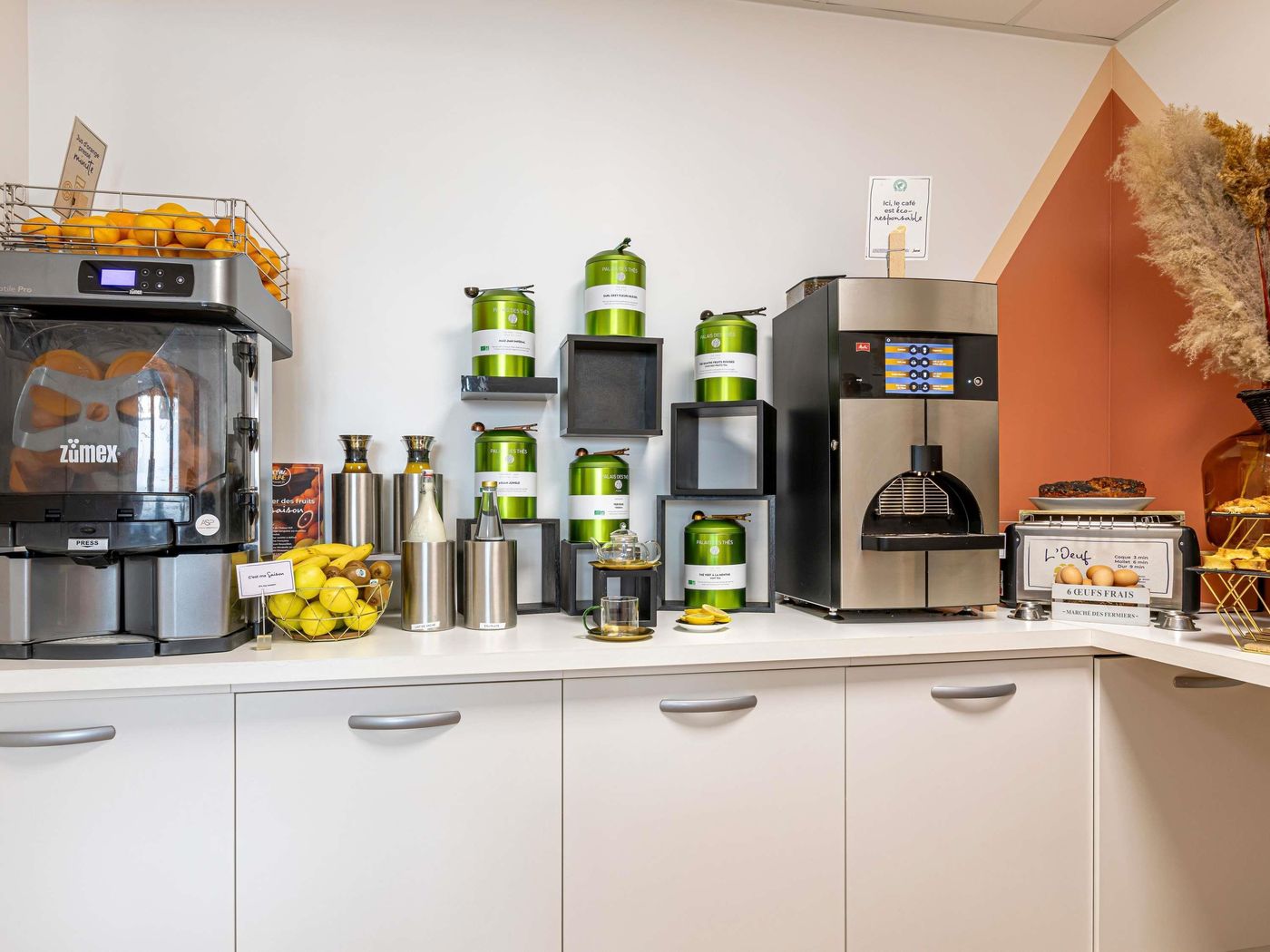 Ibis-Styles-Paris-Cambronne-Restaurant-12