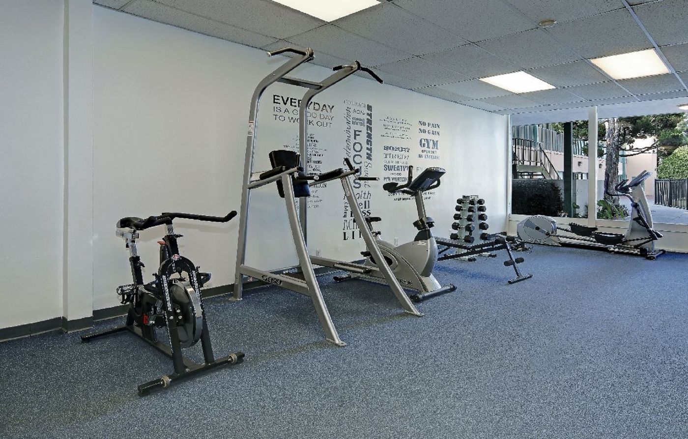 The-Anaheim-Hotel-Sports-and-Entertainment-24