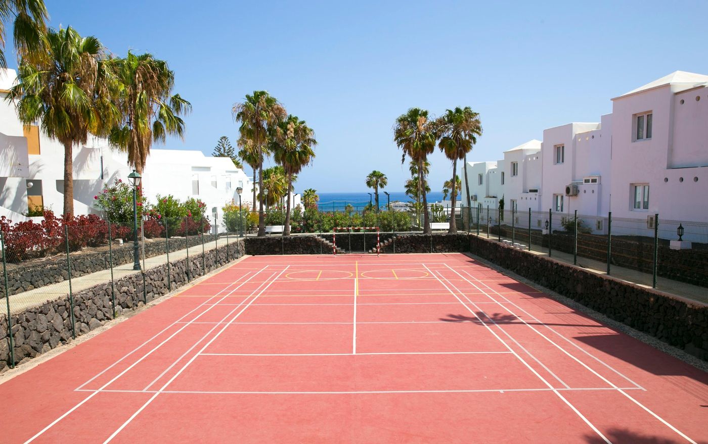 Apartamentos-LIVVO-Morromar-Sports-and-Entertainment-19