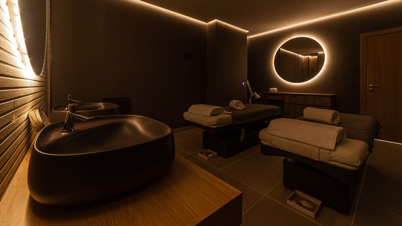 Barcelo-Punta-Umbr----a-Mar-Sports-and-Entertainment-71