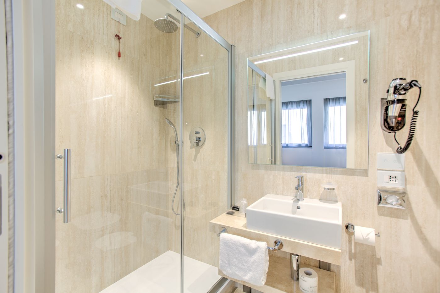 MH-Florence-Hotel---Spa-Room-43