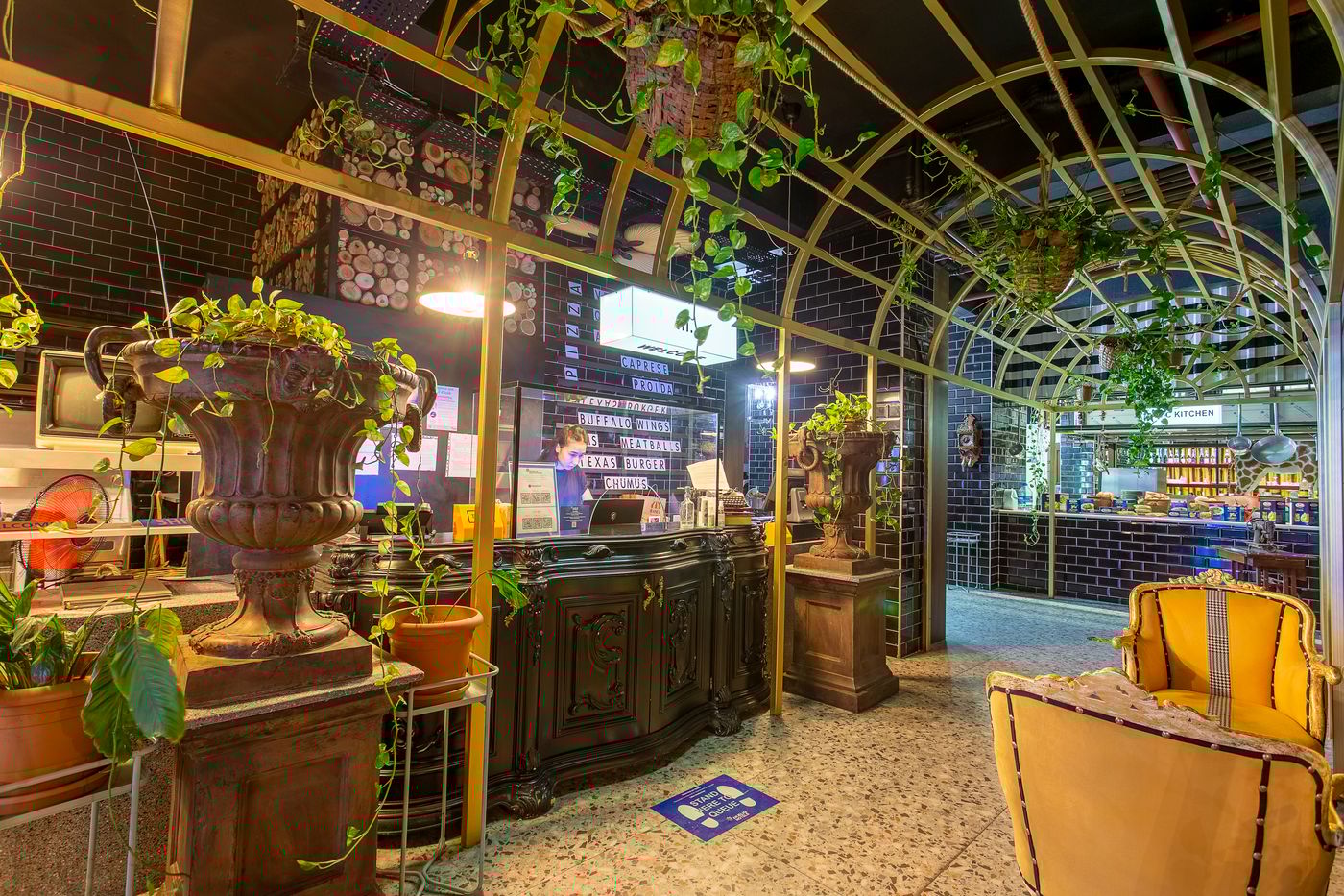 Anjelıq Downtown Hotel