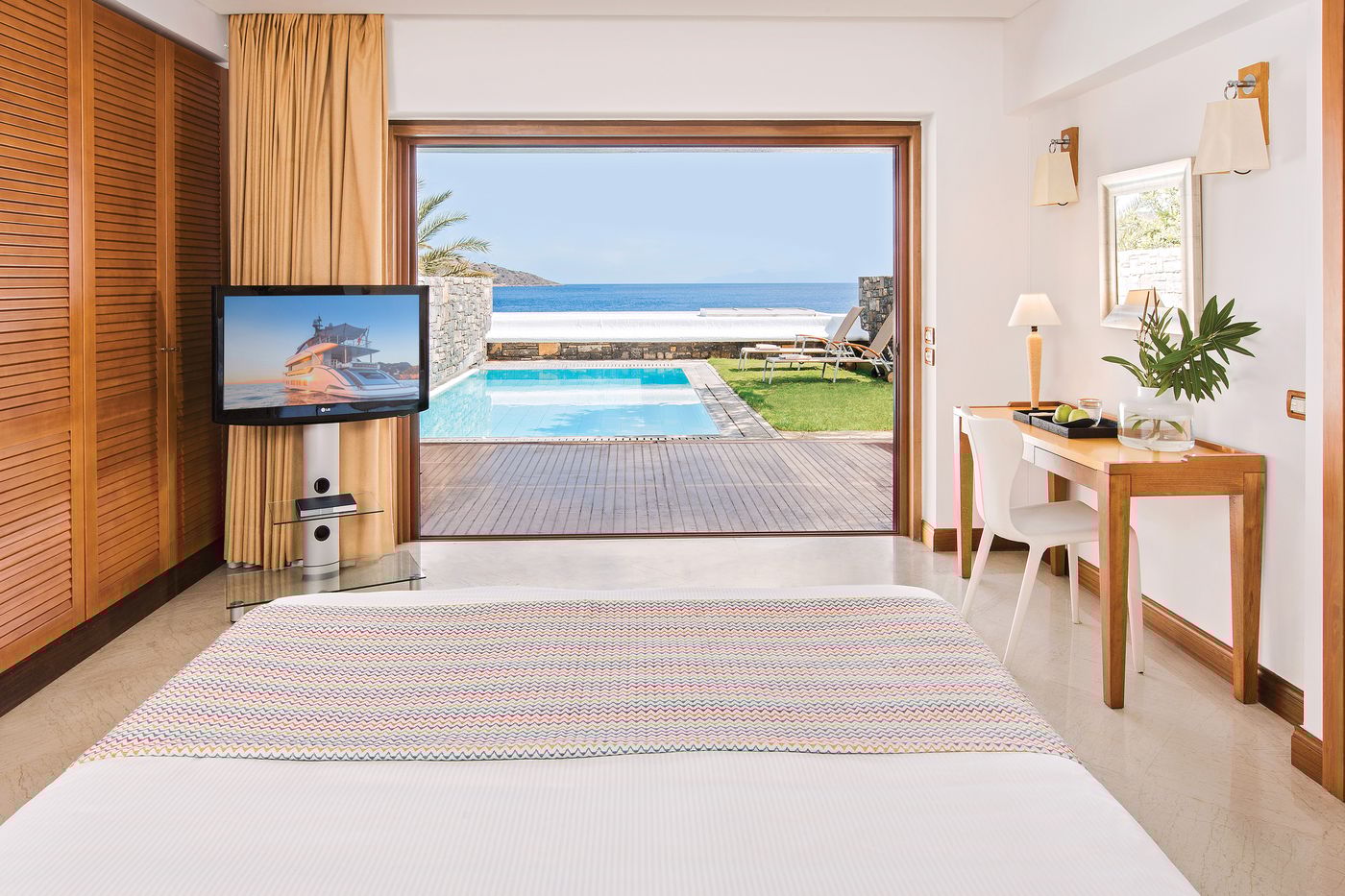 Elounda Beach Hotel & Villas