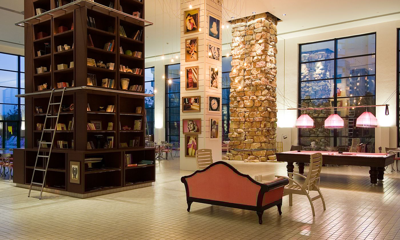 The-Marmara-Antalya-Lobby-25