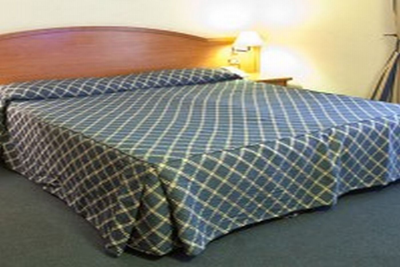 Amadeus-Italy-Roma-Room-3