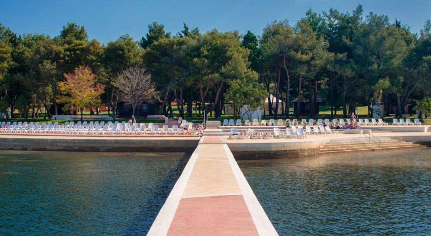 Polynesia Apartments