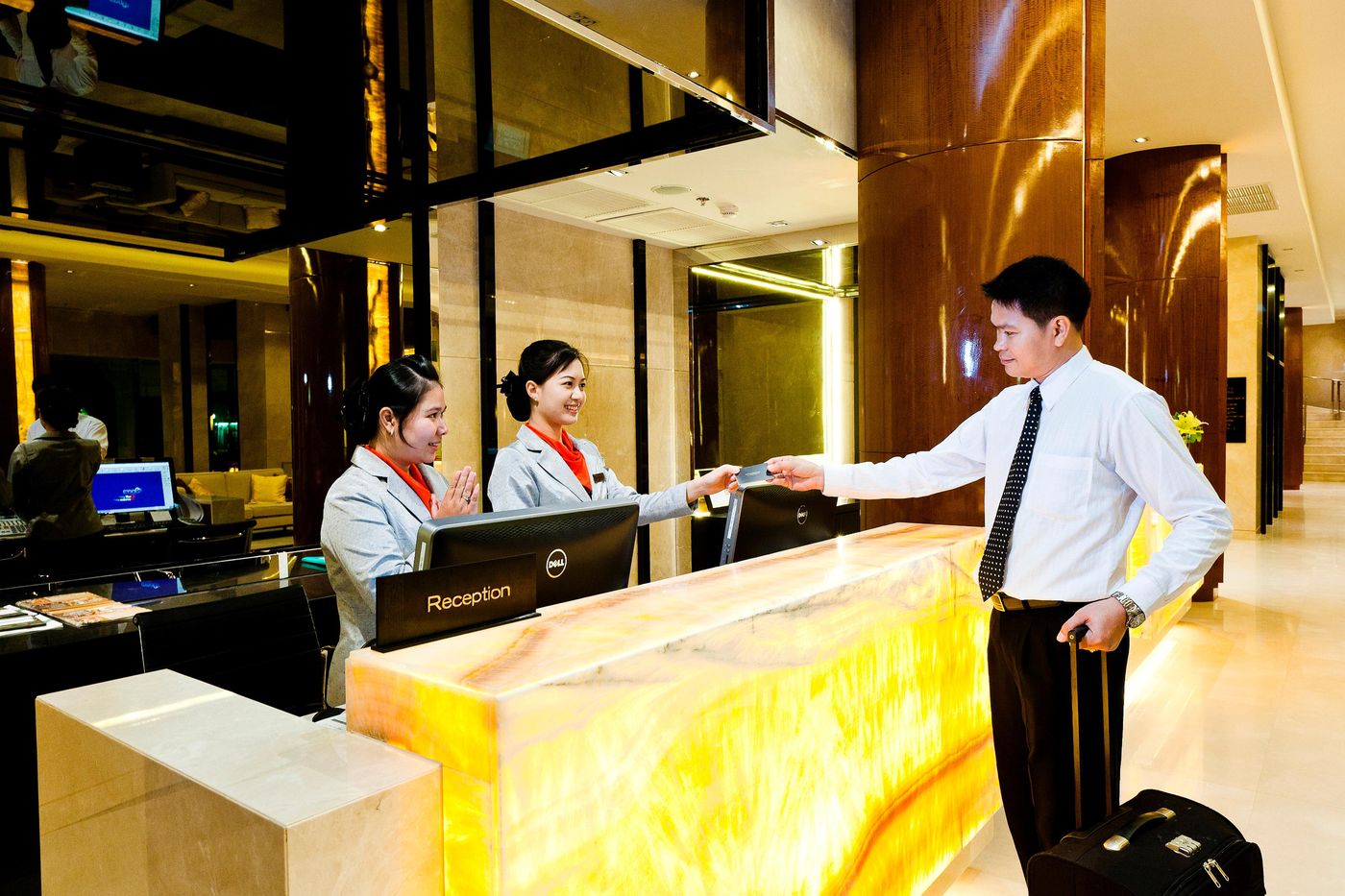 Royal-Princess-Larn-Luang-Bangkok-Lobby-20