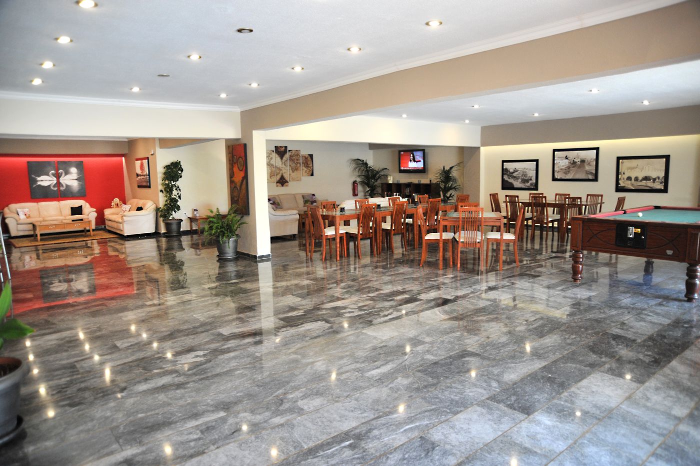 Santa-Marina-Hotel-Apartaments-Lobby-49