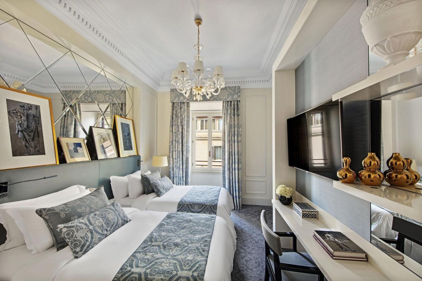 The-St-Regis--Rome-Room-34