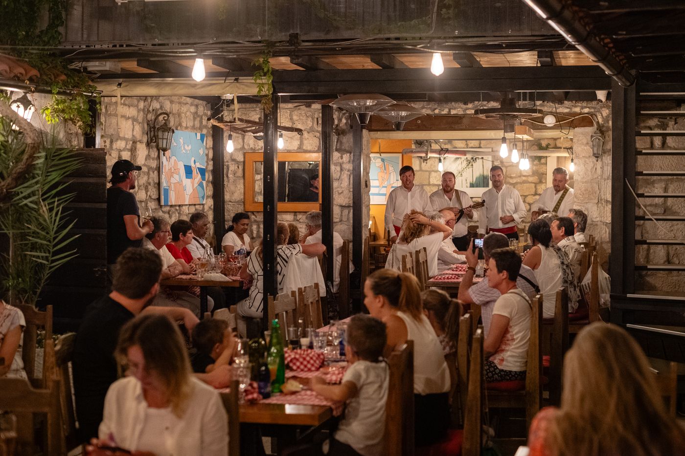 HOTEL-TRAGOS-Restaurant-59