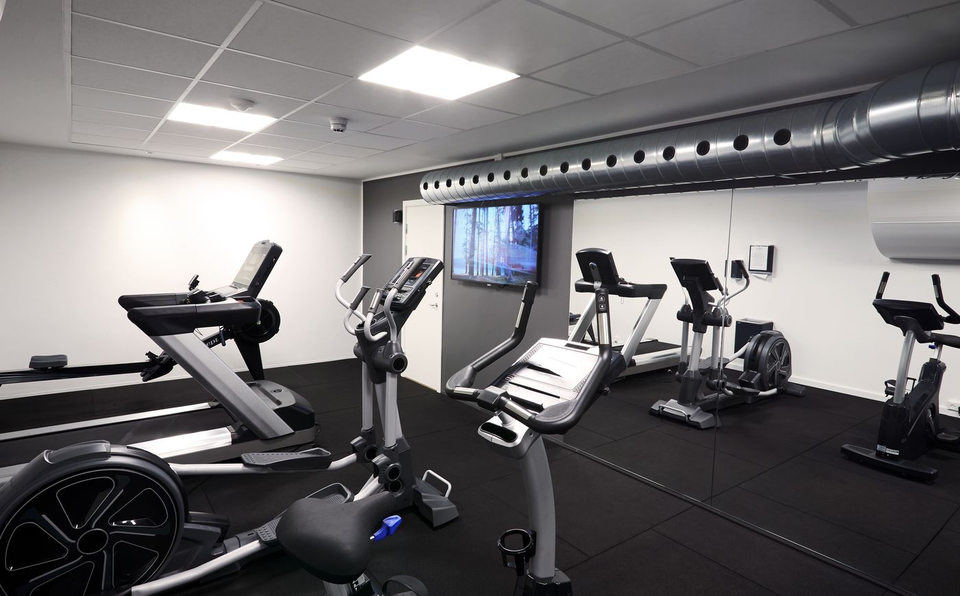 Imperial-Copenhagen-Sports-and-Entertainment-69