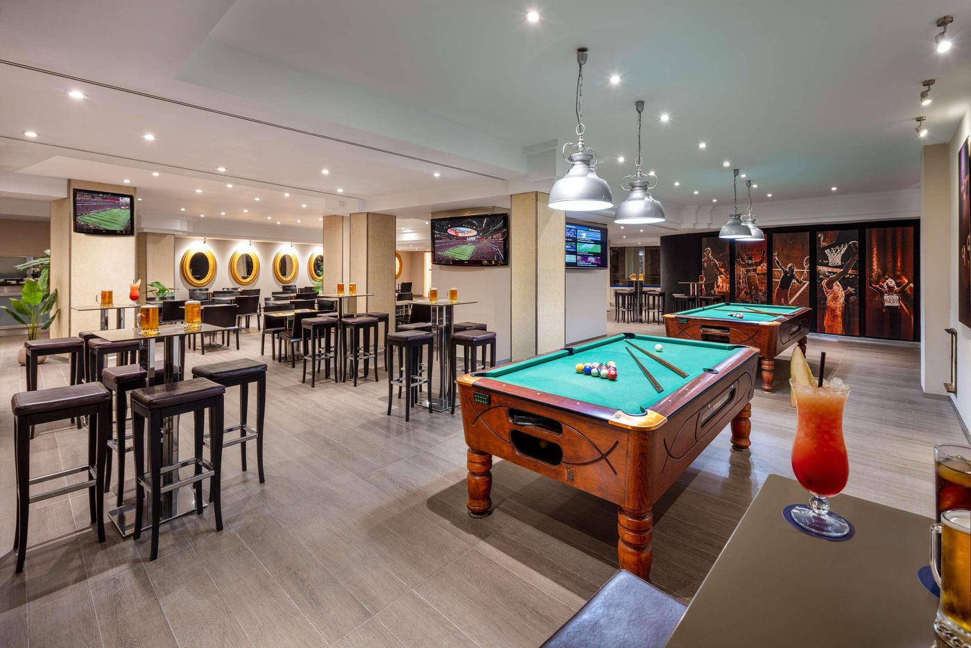 TUI-BLUE-Suite-Princess--Adults-Only--Sports-and-Entertainment-50