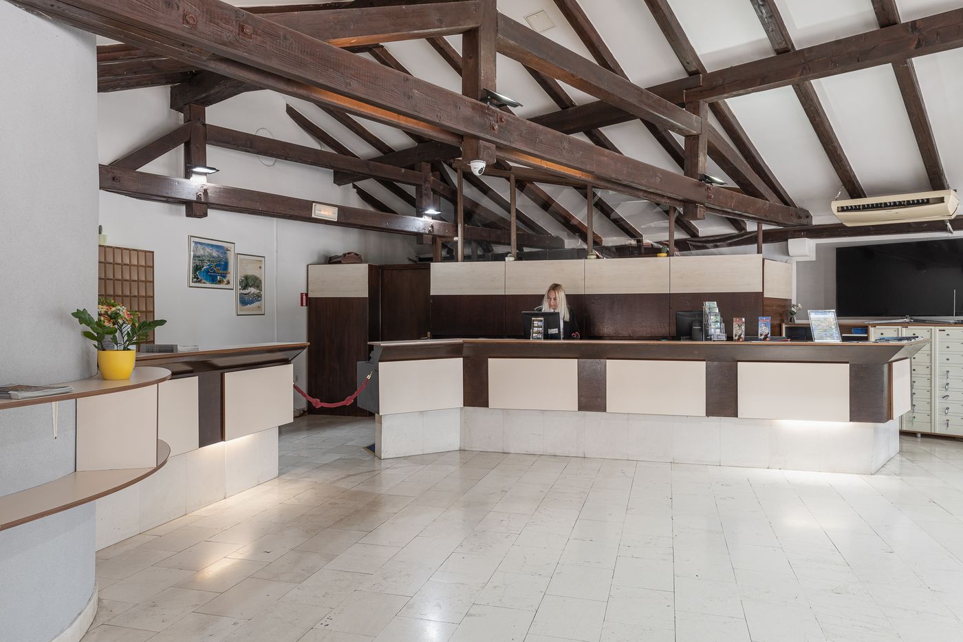 Villas-Plat-Lobby-42