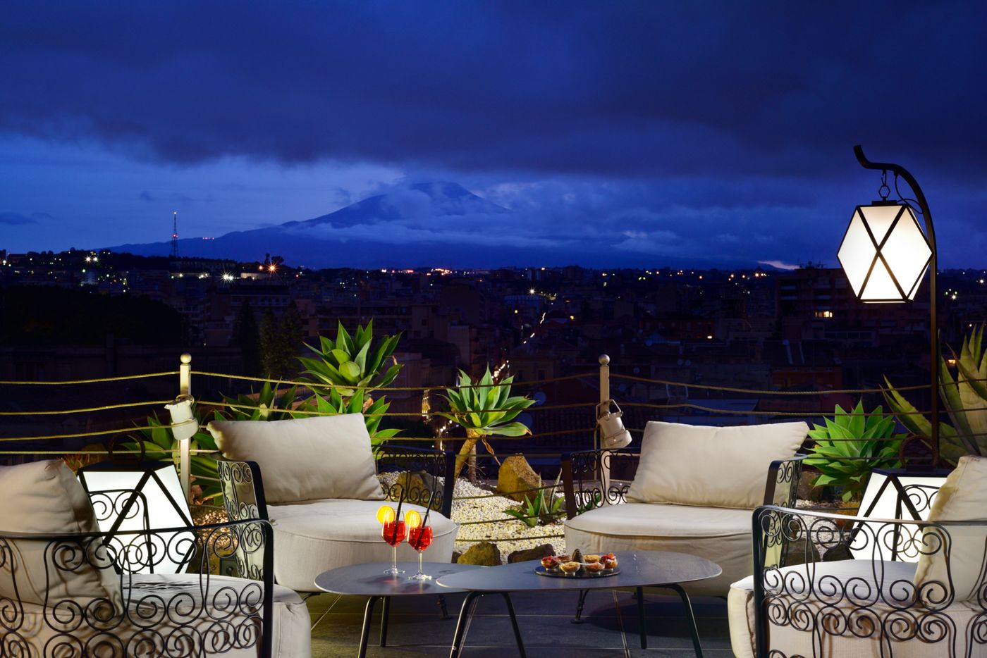 Una-Palace-Hotel-General-view-5