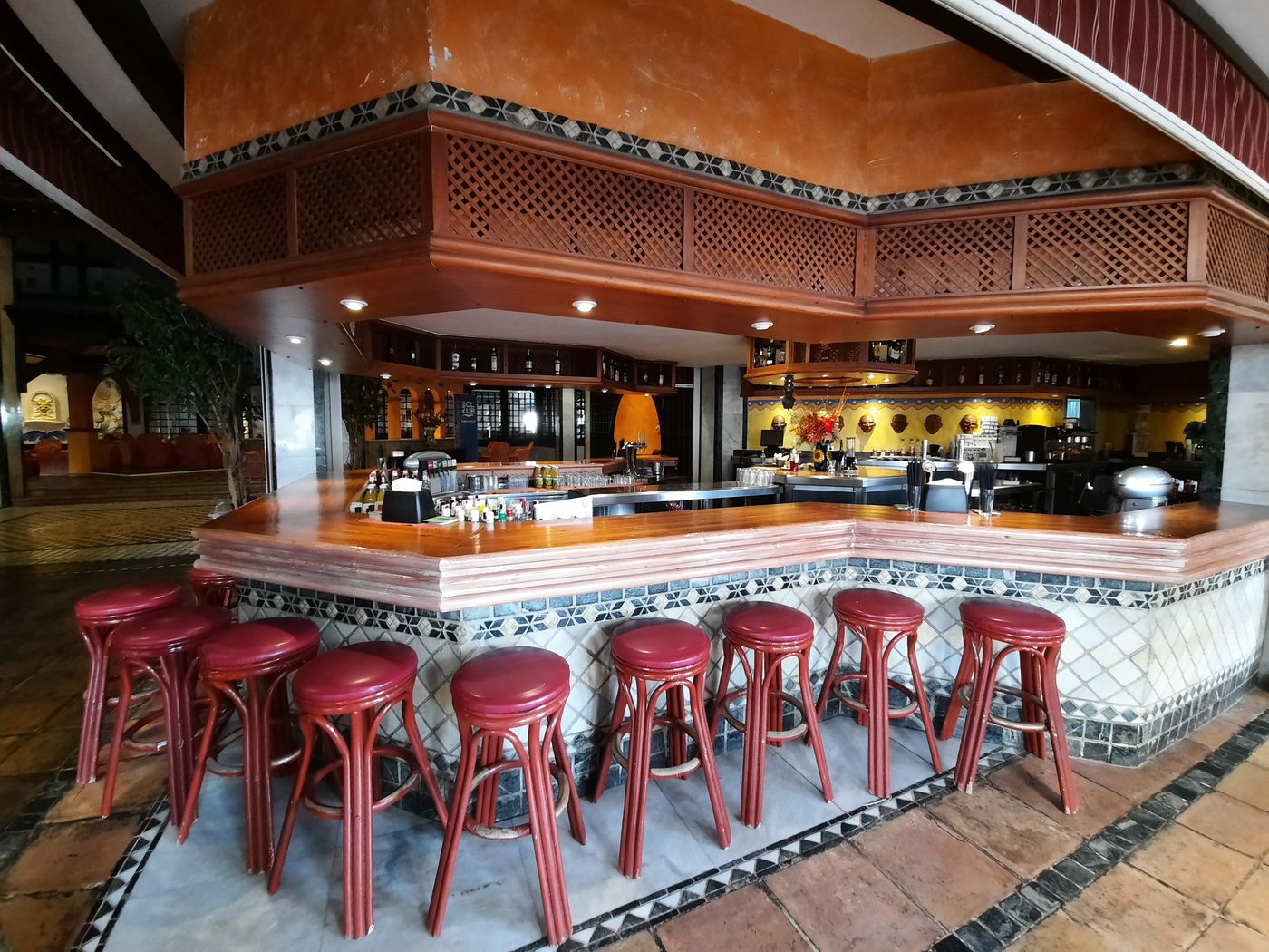 Park-Club-Europe-Bar-47