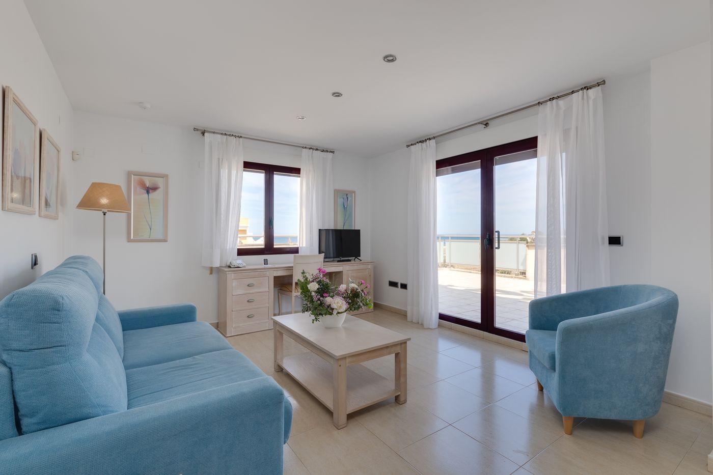 Daniya-Denia-Spa---Business-Room-34