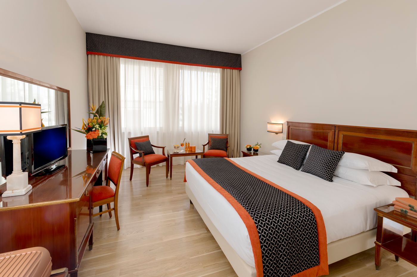 Bettoja-Hotel-Mediterraneo-Room-11