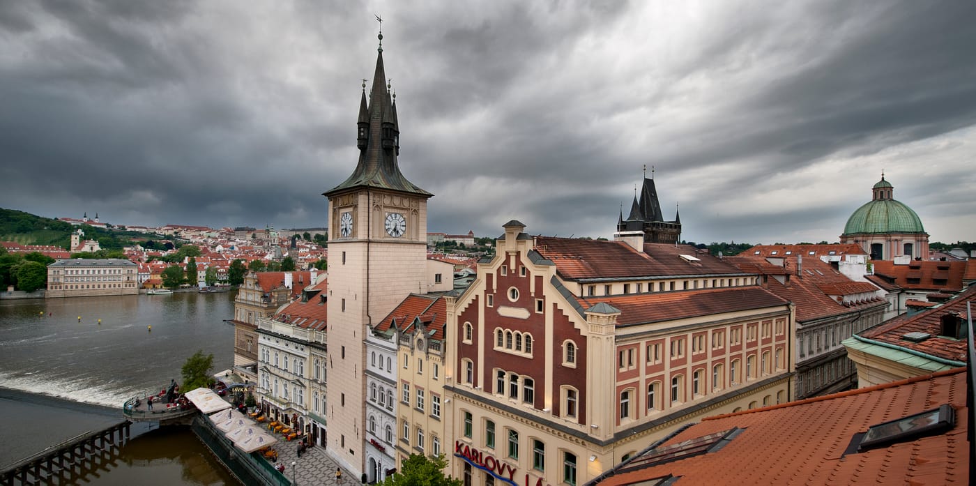 Charles-Bridge-Palace-General-view-2