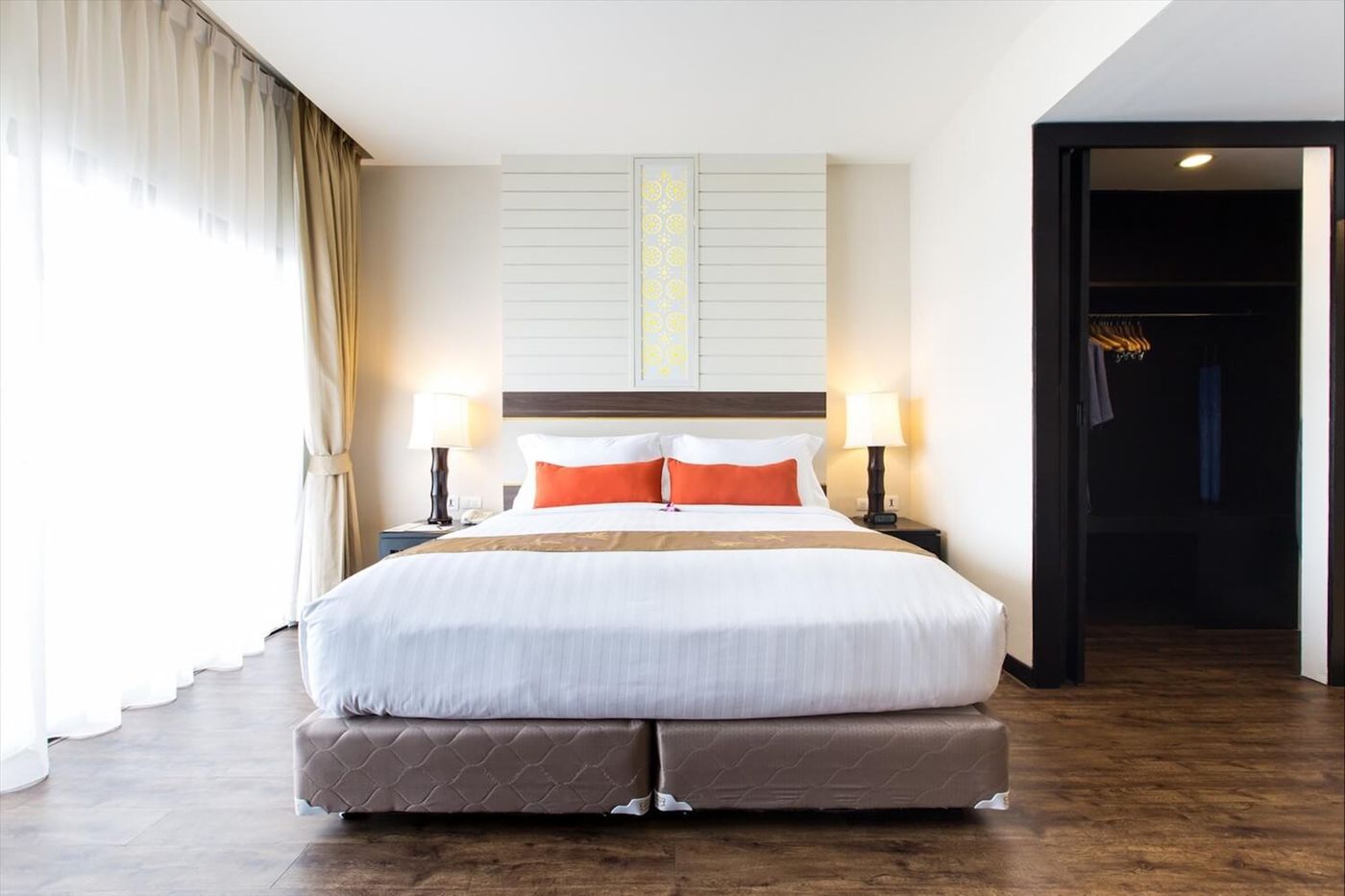 Deevana-Plaza-Phuket-Room-32