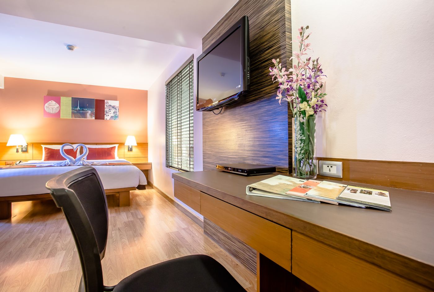 Nouvo-City-Hotel-Room-7