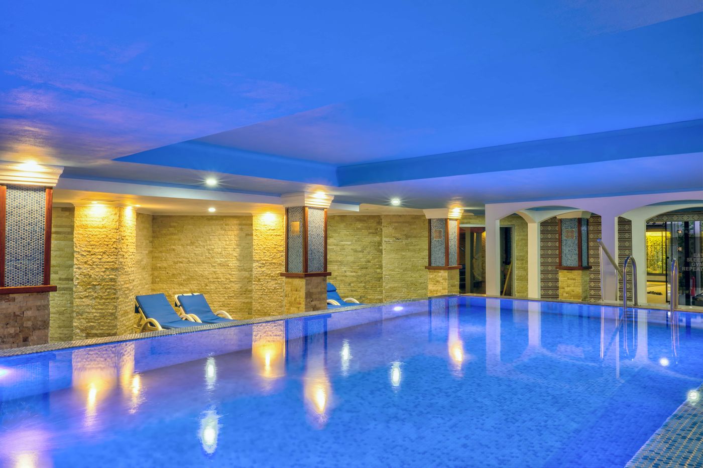 Tac Premier Hotel & Spa