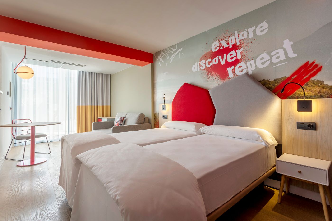 25.07.25 Sholeo Lodges Maspalomas