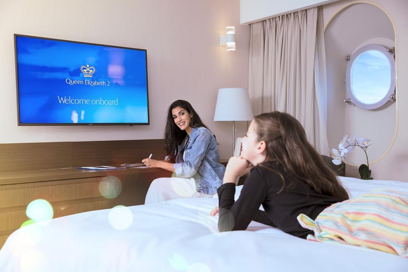 Queen-Elizabeth-2-Hotel-Room-42