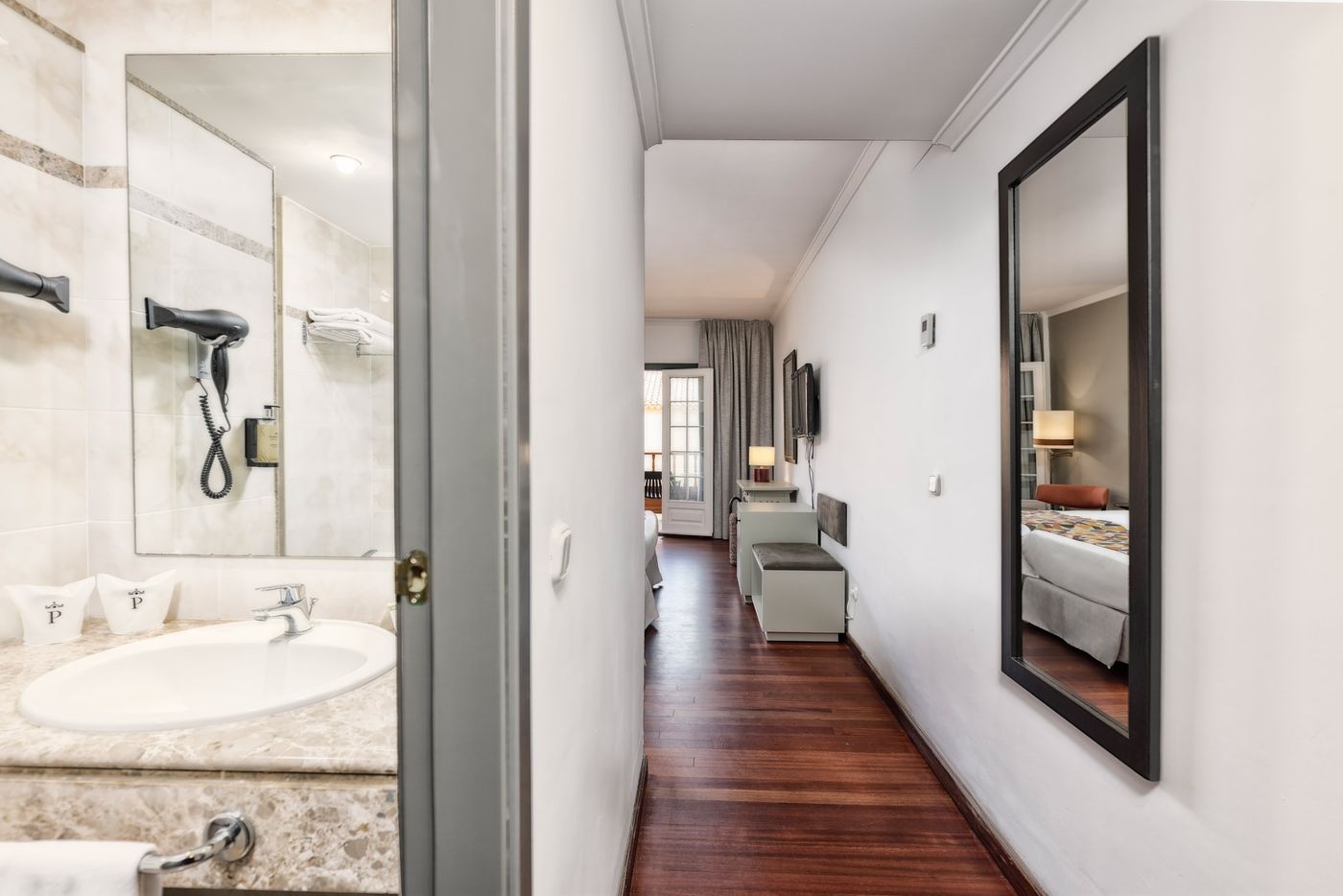 Parador-de-la-Palma-Room-46