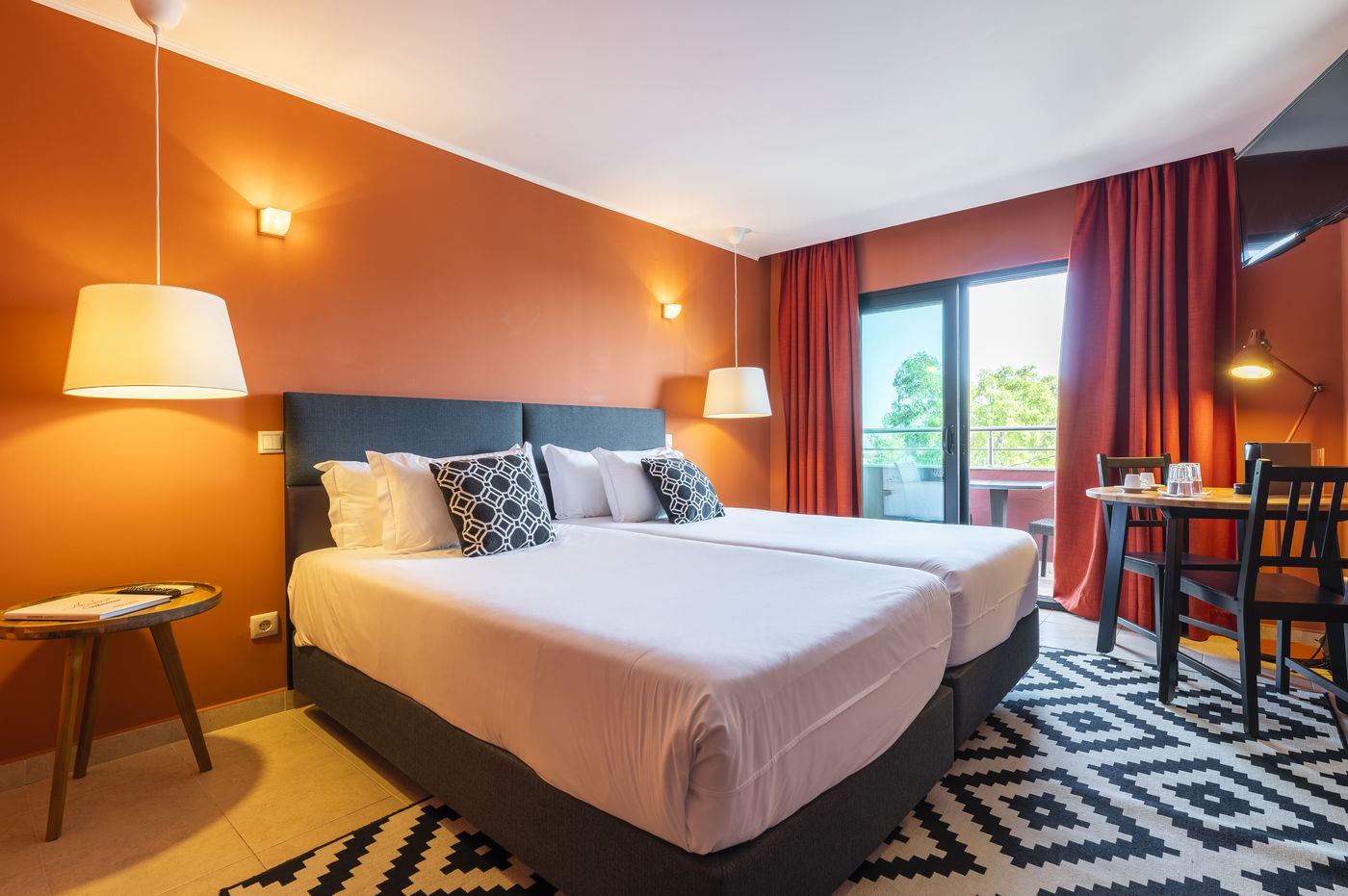 Topazio Vibe Beach Hotel & Apartments - Adults Only