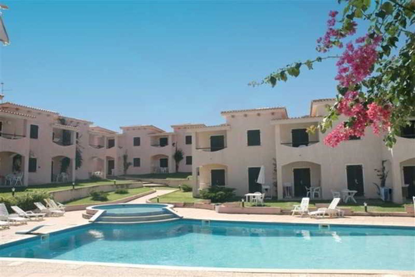 Marina-Manna-Hotel---Club-Village-Pool-16