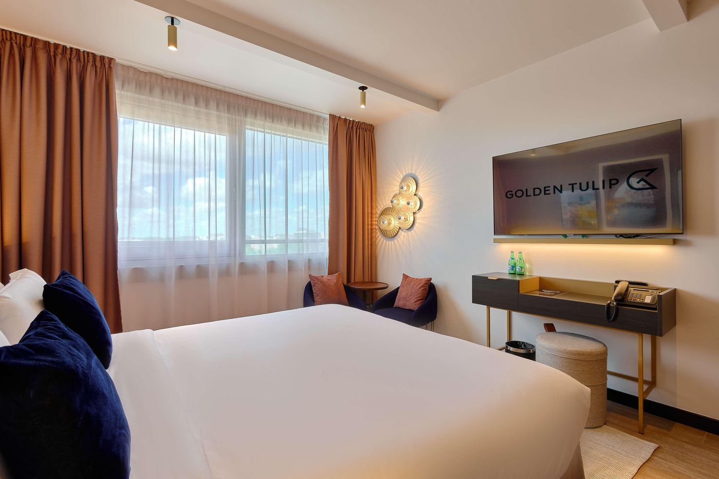 Golden-Tulip-Warsaw-Center-Room-37