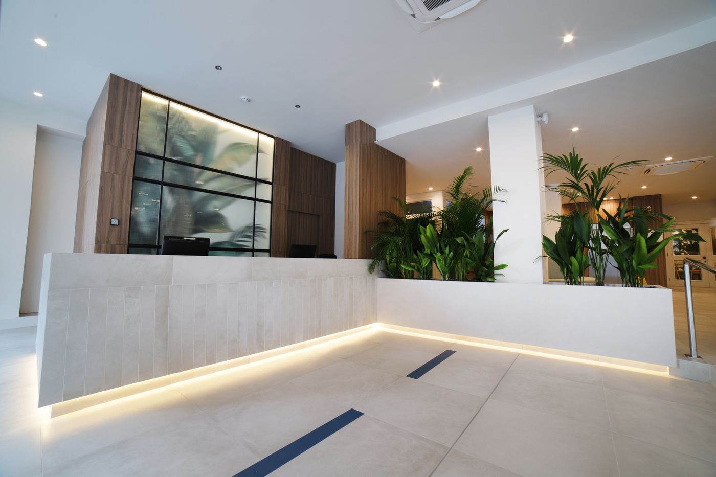 Eurosalou---Spa-Lobby-33