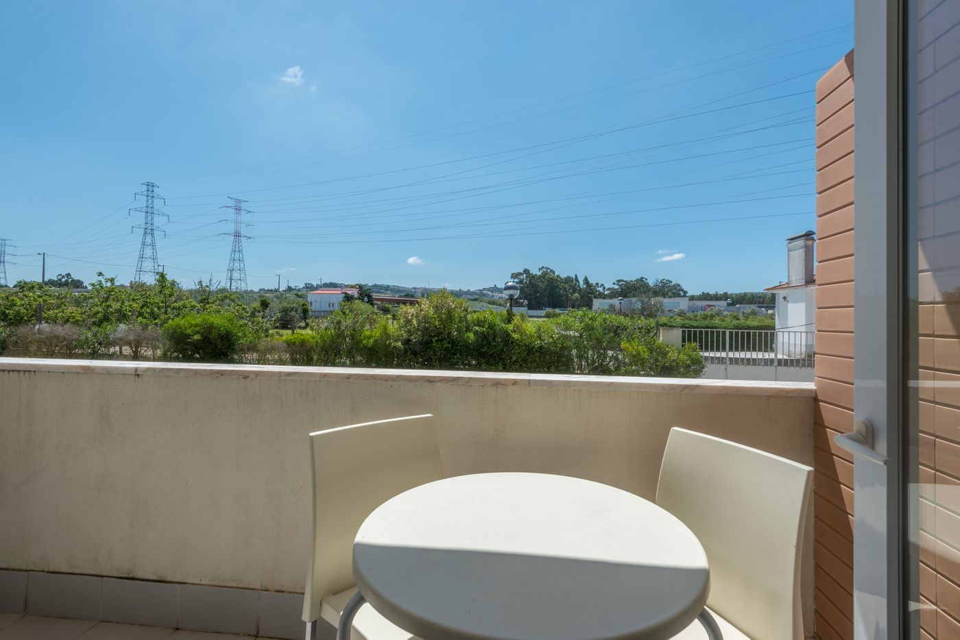 Amazonia-Palmela-Room-6