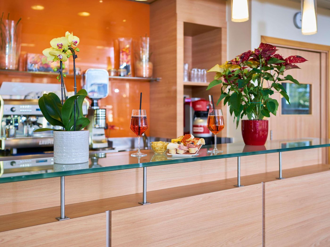 ibis Como-Italy-GRANDATE - COMO-General view-4